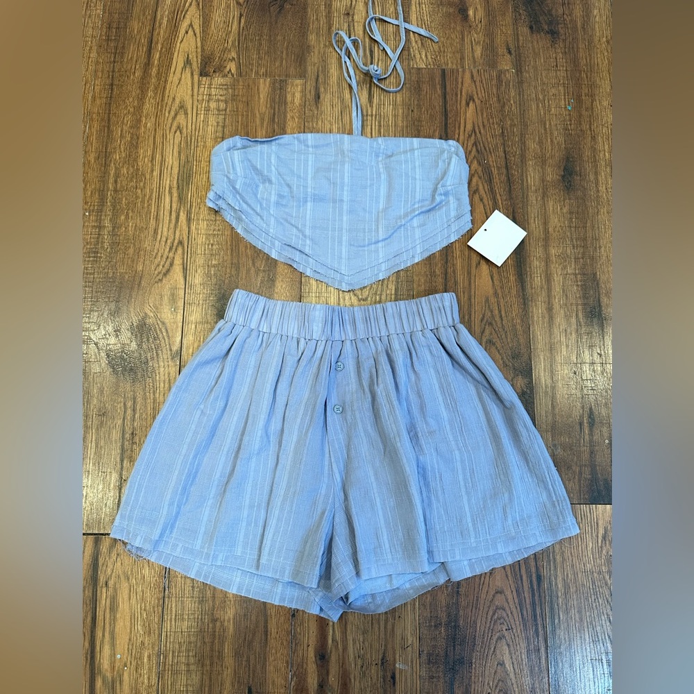 Short set - Picture 2 of 5